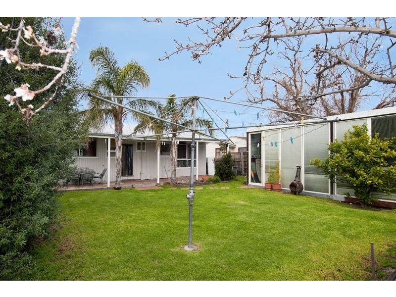 34 Severn Street, Newport VIC 3015