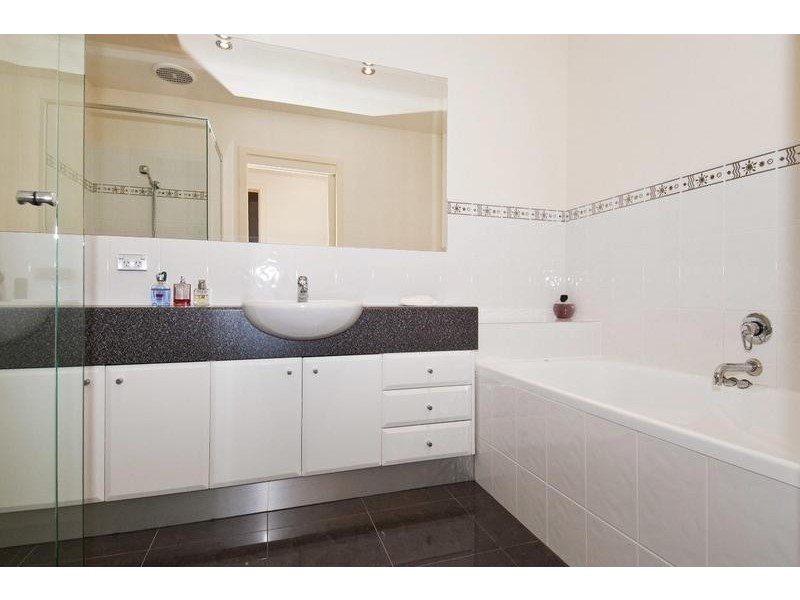 59 John Liston Drive, Newport VIC 3015