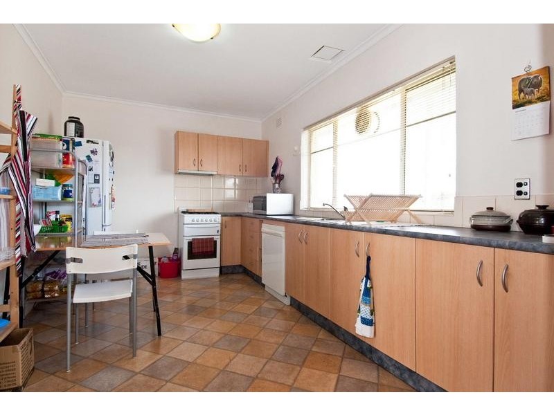 4/13 Stapley Crescent, Altona North VIC 3025