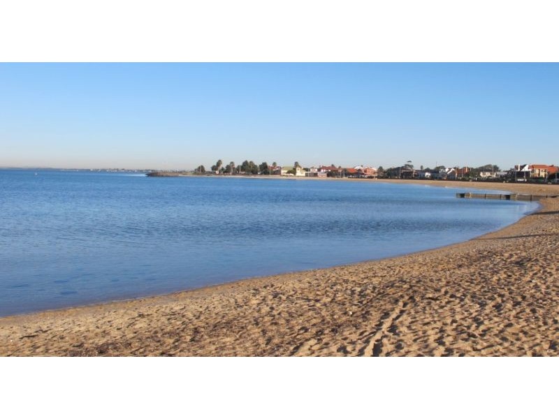 2/2 Thompson Street, Williamstown VIC 3016