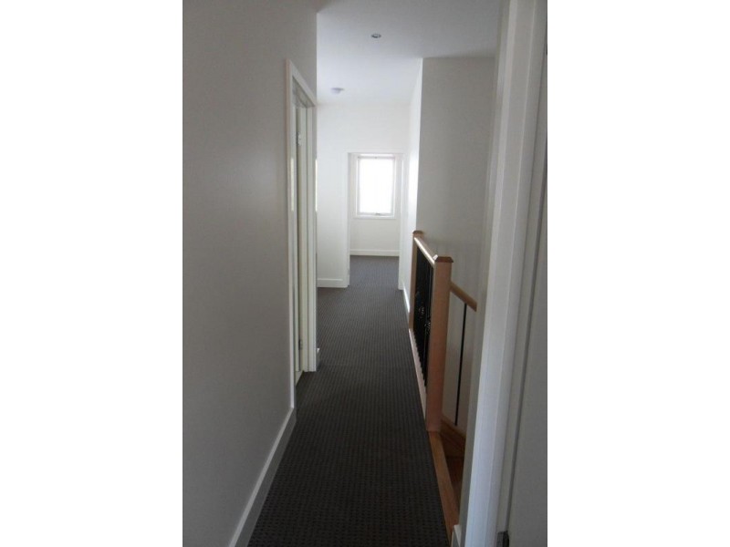 8 May Street, Altona North VIC 3025