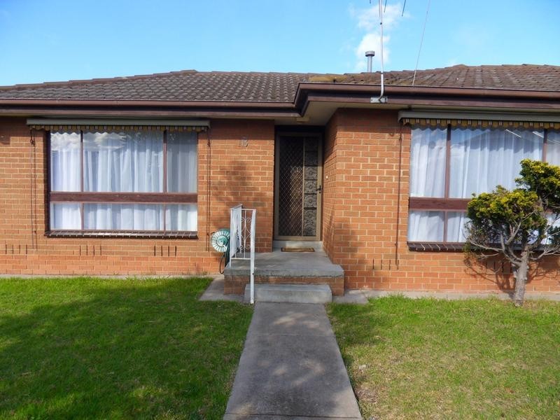1b Ronald Avenue, Altona North VIC 3025