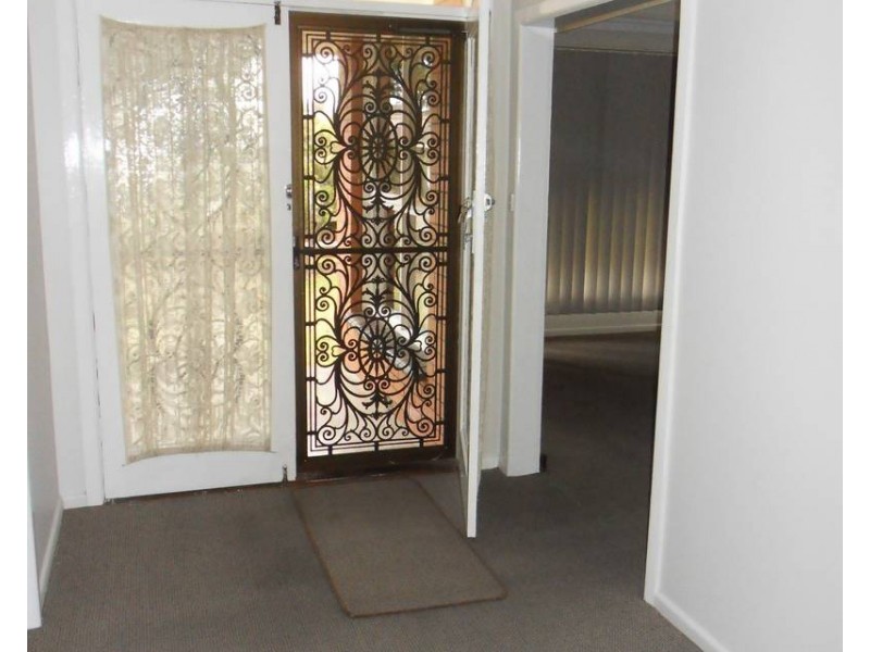 17 Stapley Crescent, Altona North VIC 3025