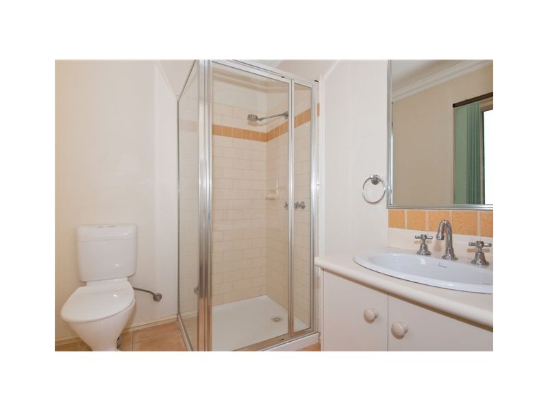 1/9 Saltley Street, South Kingsville VIC 3015