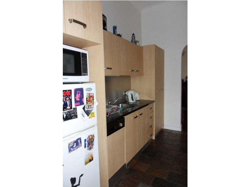 83 Farm Street, Newport VIC 3015