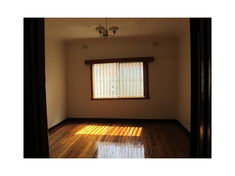 1/80 Kernot Street, South Kingsville VIC 3015