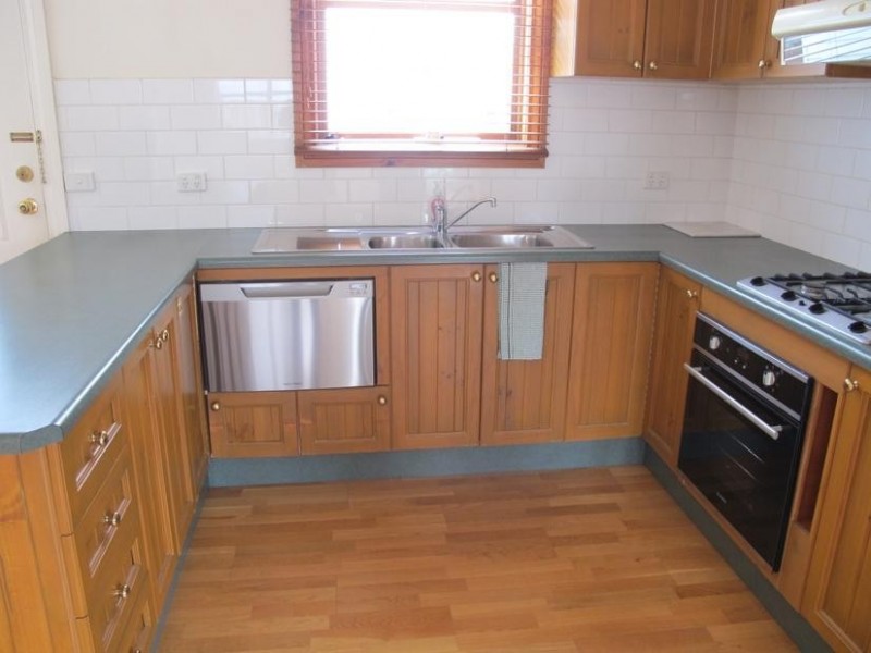 17 Paine Street, Newport VIC 3015