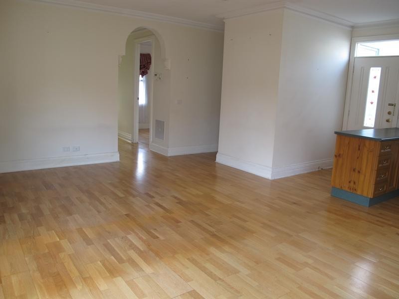 17 Paine Street, Newport VIC 3015
