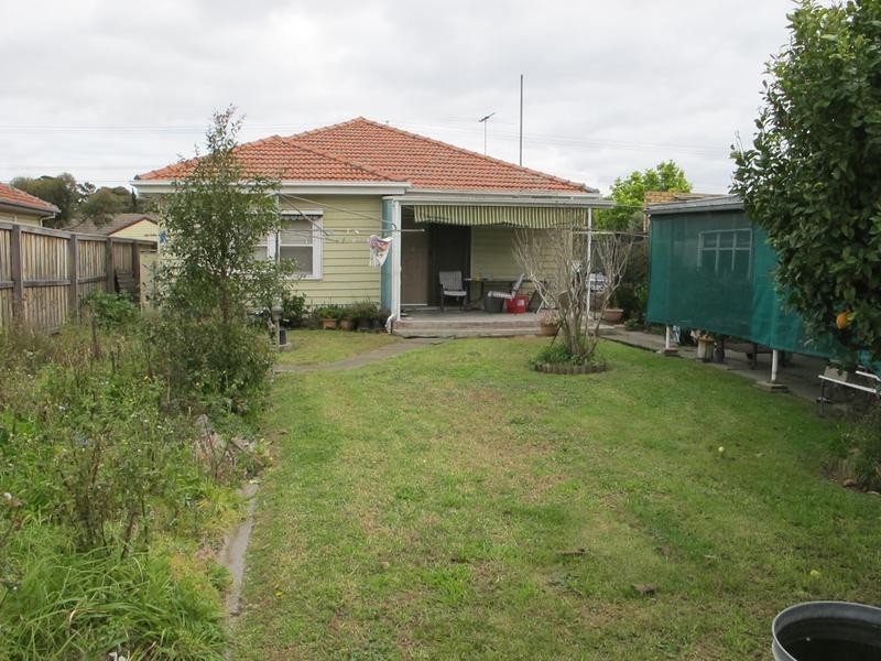 41 Watt Street, South Kingsville VIC 3015