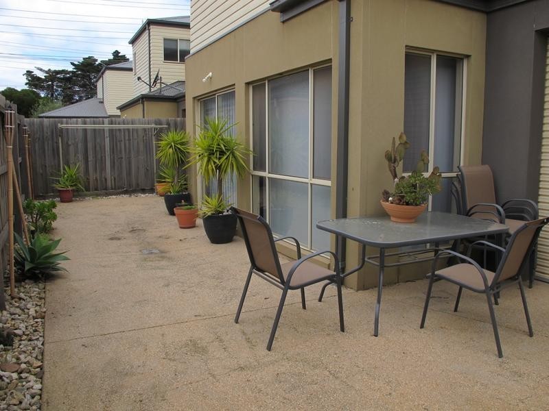 3/49 Kyle Road, Altona North VIC 3025