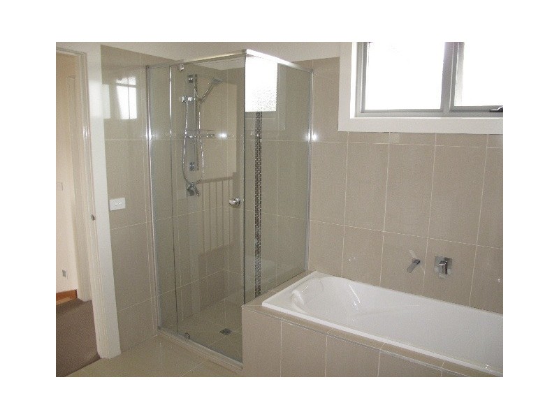 2/5 Little Street, Altona North VIC 3025