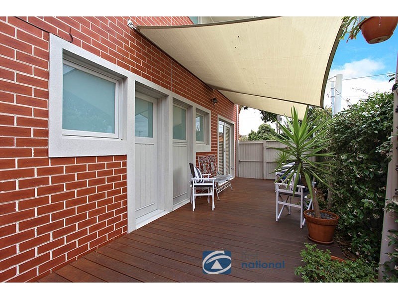 1/6 Railway Street South, Altona VIC 3018