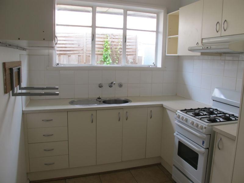 2/485 Melbourne Road, Newport VIC 3015