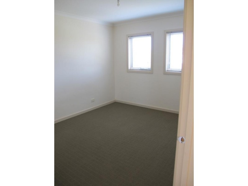 2B Marigold Avenue, Altona North VIC 3025