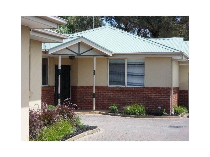 2/11-13 Arras Street, Spotswood VIC 3015