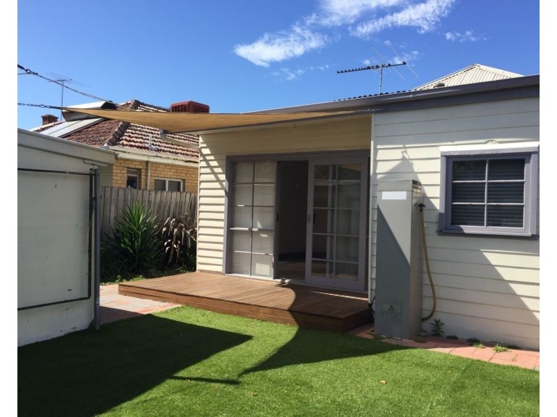 12 Wilkins Street, Newport VIC 3015