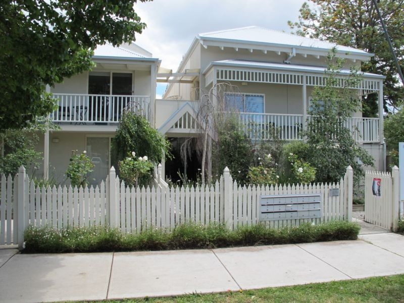 11/2 Thompson Street, Williamstown VIC 3016