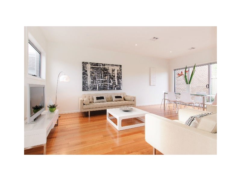 2/130 Woods Street, Newport VIC 3015