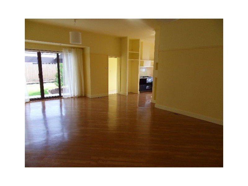 10 Jubilee Street, Newport VIC 3015