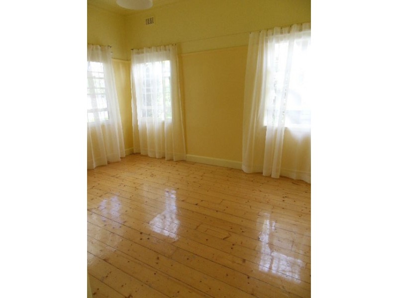 10 Jubilee Street, Newport VIC 3015