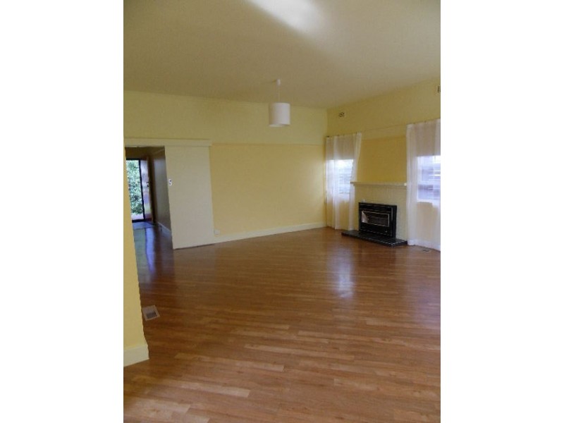 10 Jubilee Street, Newport VIC 3015