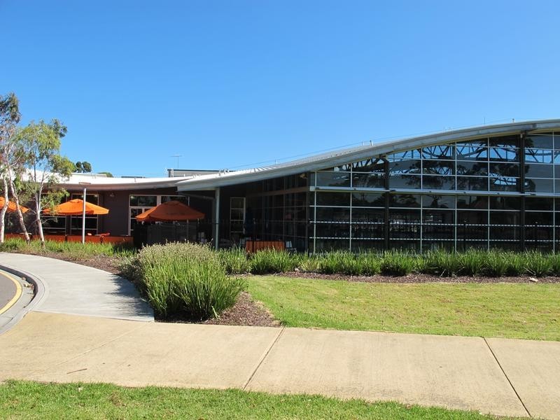 25 Ronald Avenue, Altona North VIC 3025