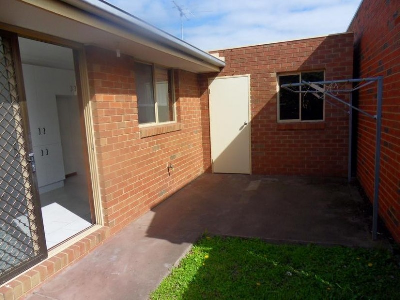 1/78 Saltley Street, South Kingsville VIC 3015