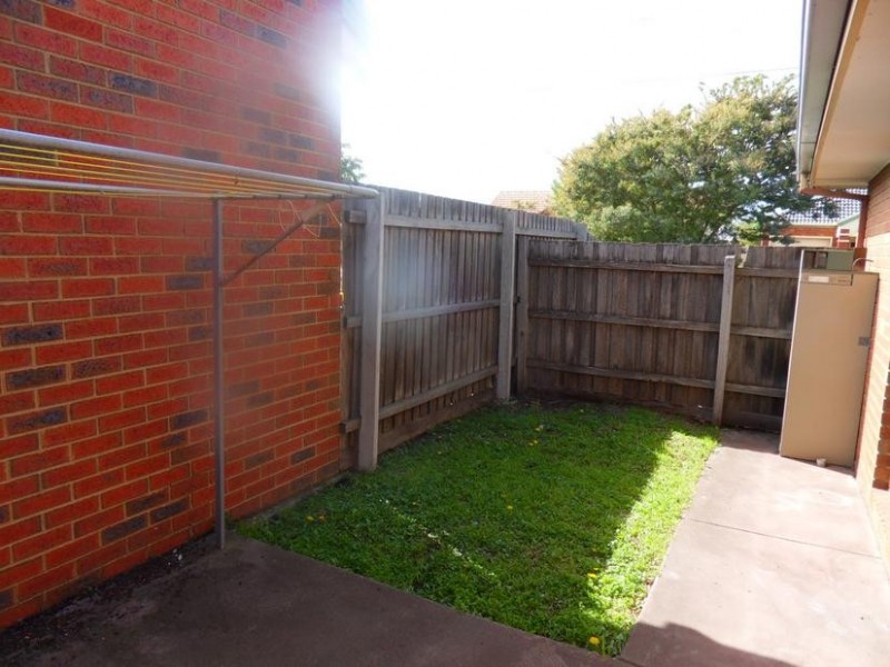 1/78 Saltley Street, South Kingsville VIC 3015