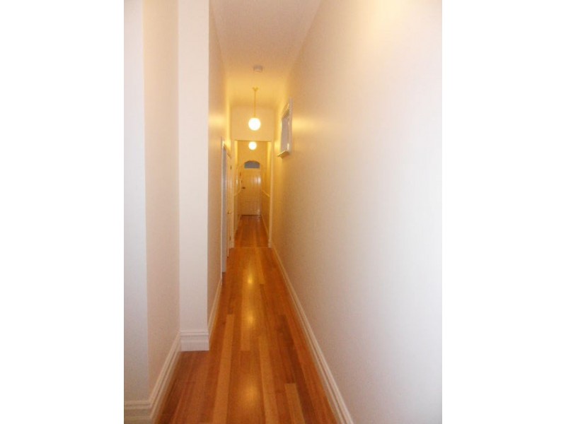 96 Farm Street, Newport VIC 3015