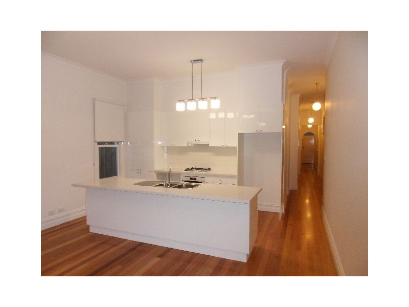 96 Farm Street, Newport VIC 3015