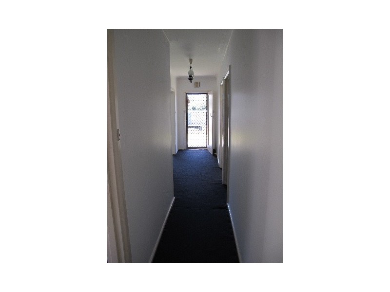 201 Douglas Pde, Newport VIC 3015