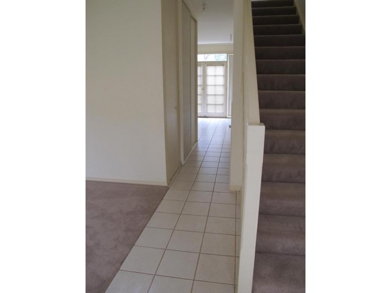 3/212 Queen Street, Altona VIC 3018