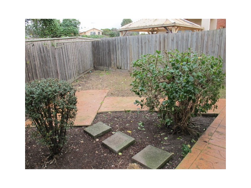 3/212 Queen Street, Altona VIC 3018