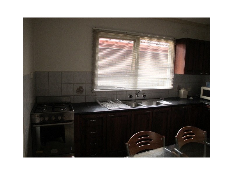 24 Johnston Street, Newport VIC 3015