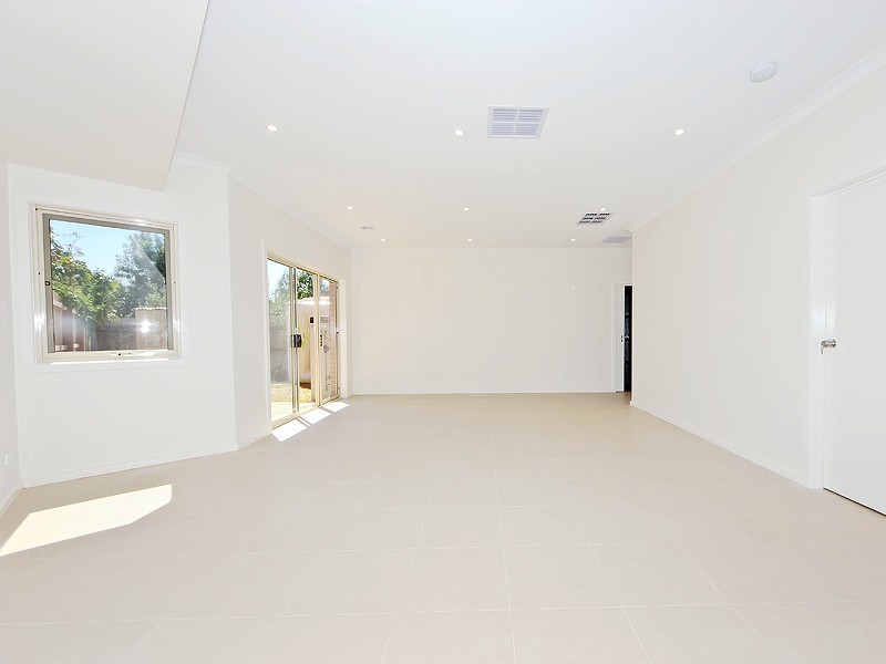 3/6 Gilligan Road, Altona North VIC 3025