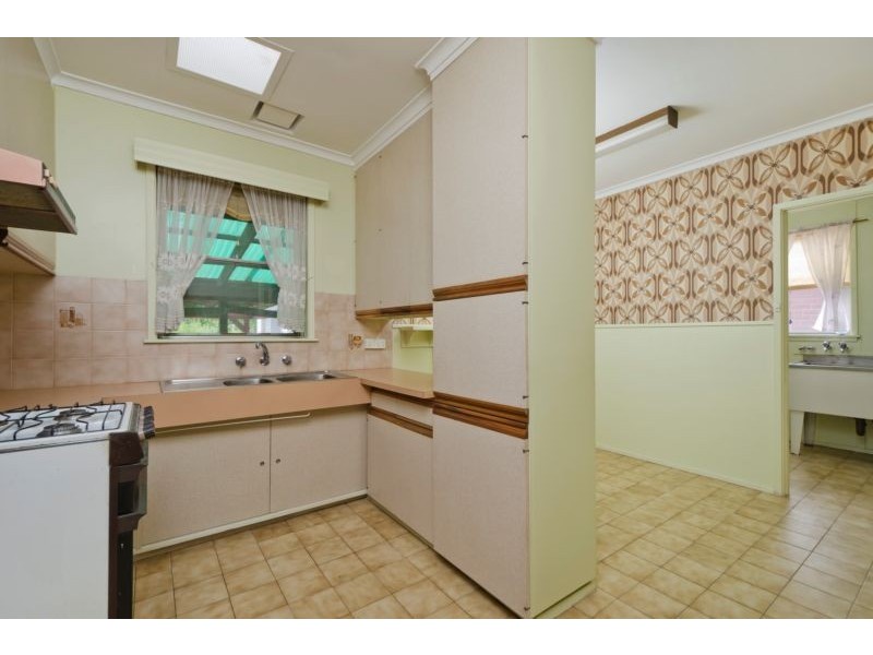 7 Bradley Street, Newport VIC 3015