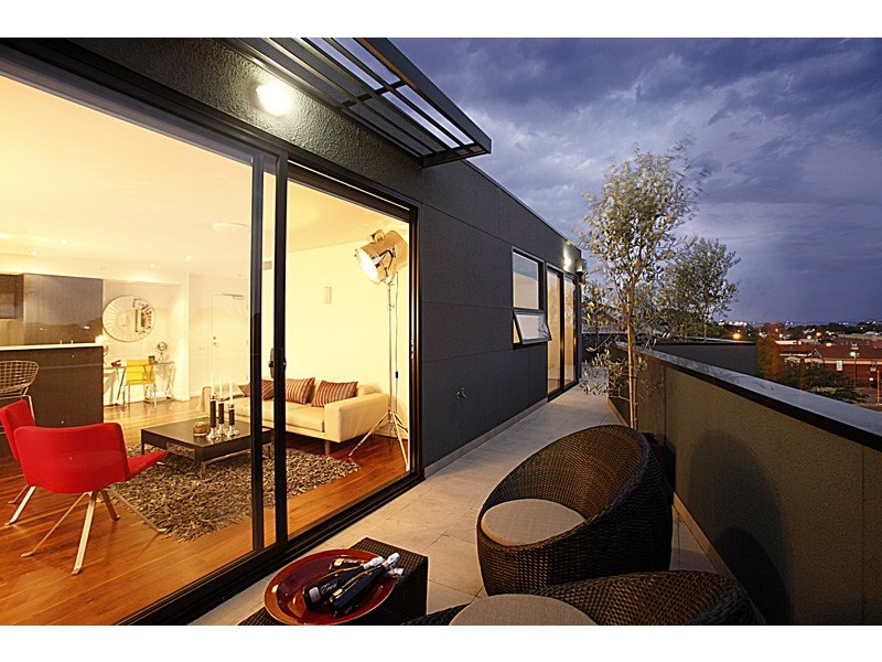 26/2-6 Mason Street, Newport VIC 3015