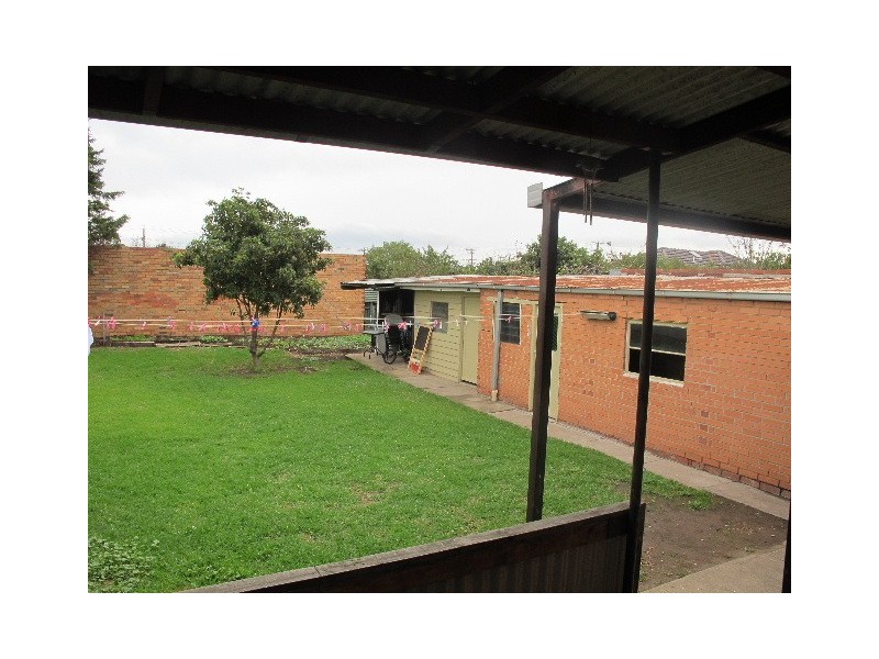 39 Paringa Road, Altona North VIC 3025