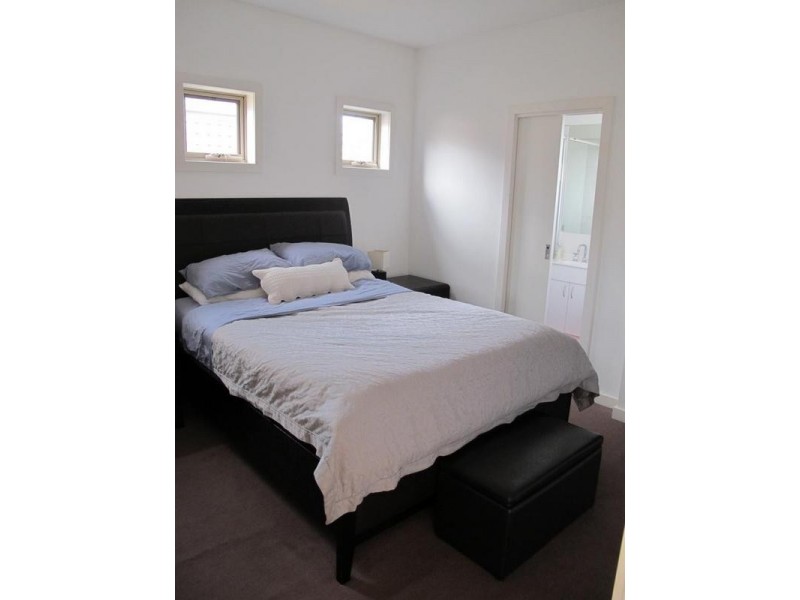 4/17 Carmen Street, Newport VIC 3015