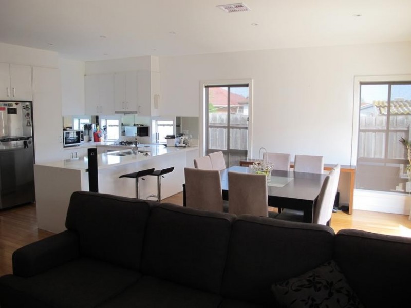 4/17 Carmen Street, Newport VIC 3015