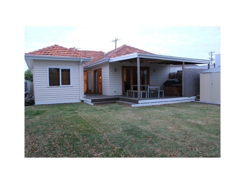 91 Woods Street, Newport VIC 3015