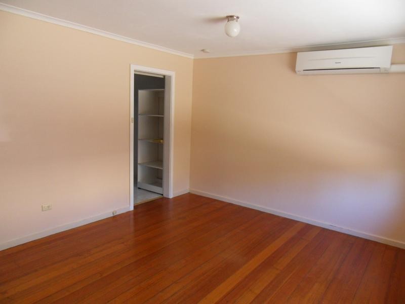 2/51 Saltley Street, South Kingsville VIC 3015