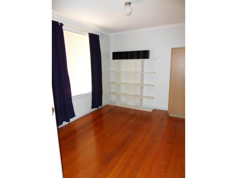 2/51 Saltley Street, South Kingsville VIC 3015