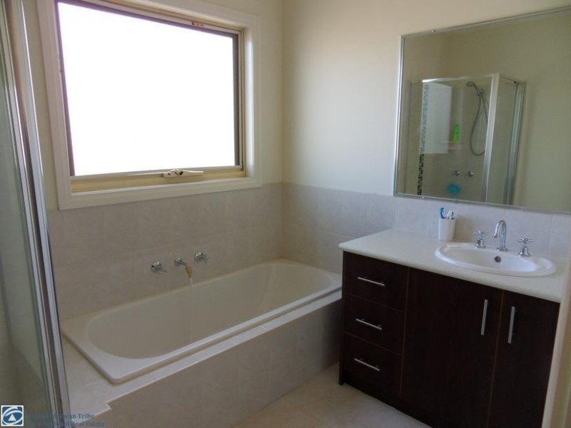 3/384 Blackshaws Road, Altona North VIC 3025