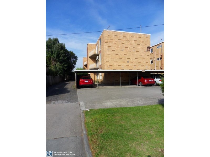 4/3 Lewis Street, Kingsville VIC 3012