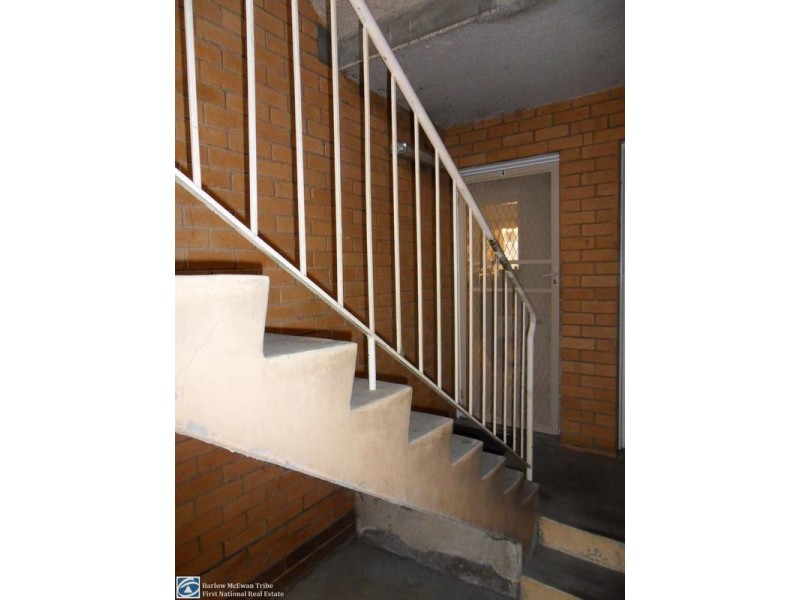 4/3 Lewis Street, Kingsville VIC 3012