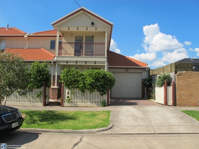 19 Kingham Street, Newport VIC 3015