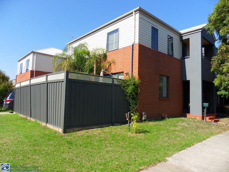 26 Garnsworthy Place, Newport VIC 3015