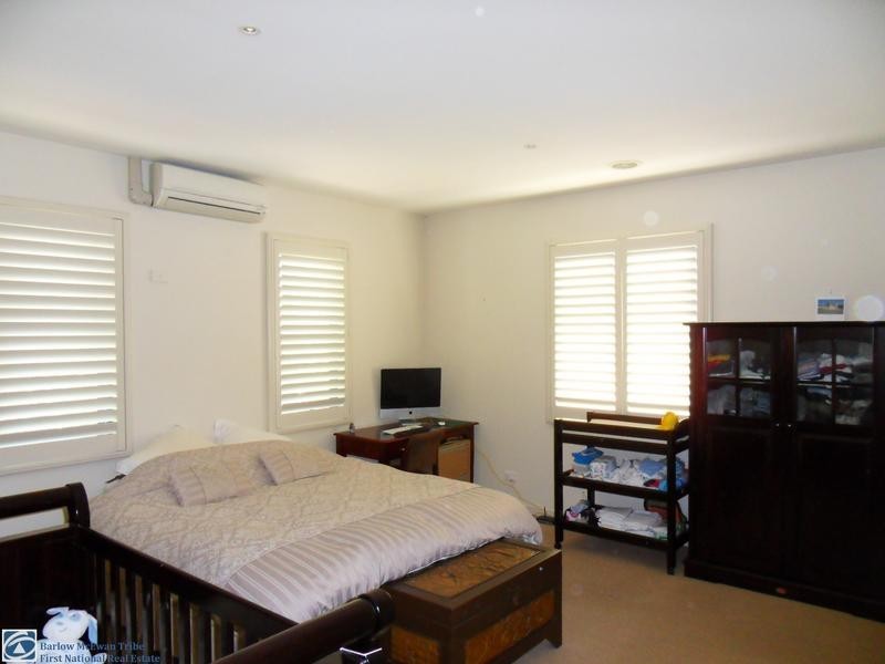 26 Garnsworthy Place, Newport VIC 3015