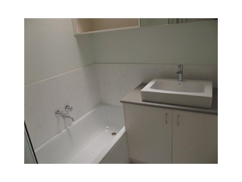 2/8 Conifer Close, Yarrawonga VIC 3730